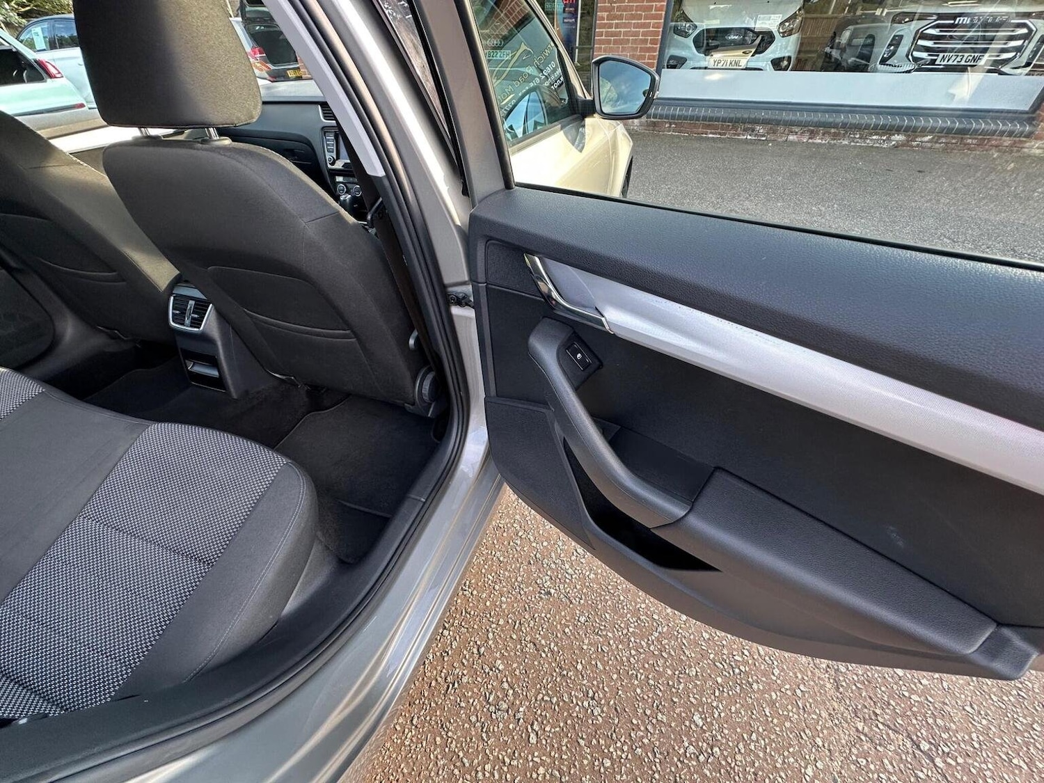 Used Skoda Octavia 2016 for sale - 76510962: Photo 52