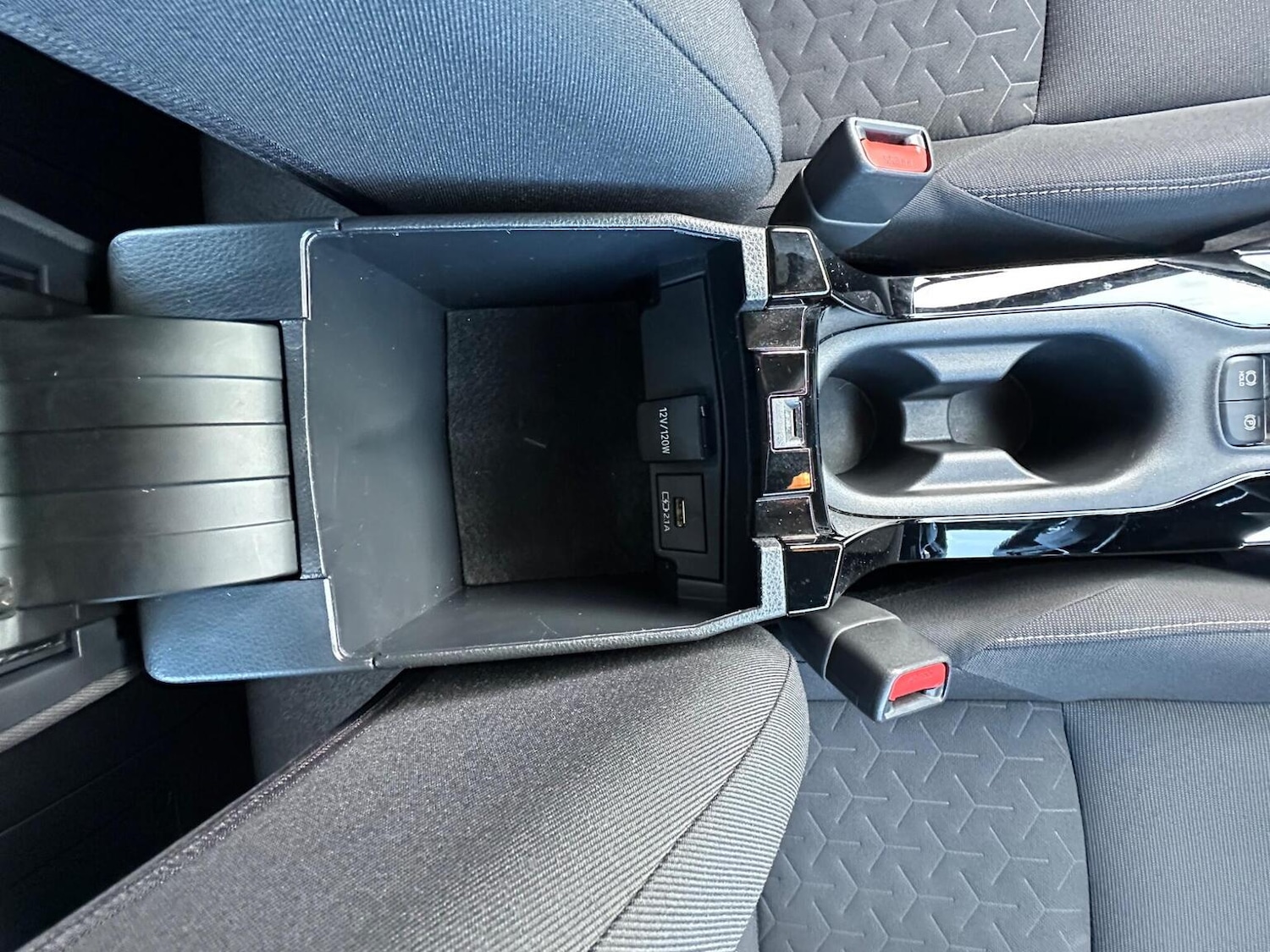 Used Toyota Corolla 2021 for sale - 77154405: Photo 24