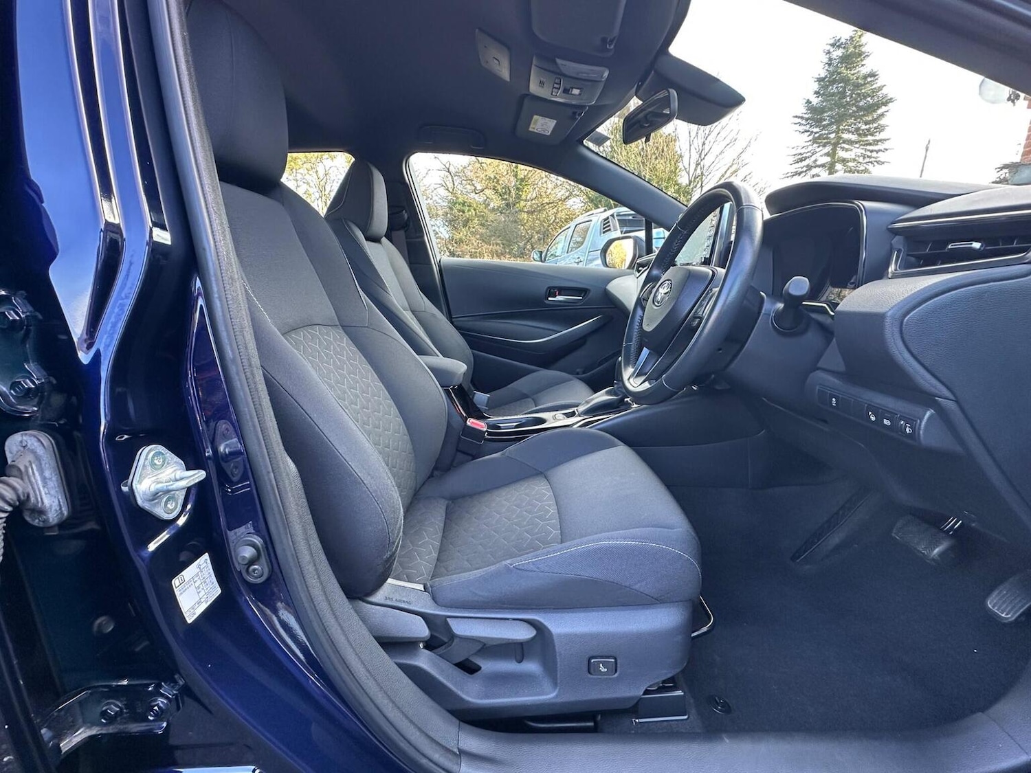 Used Toyota Corolla 2021 for sale - 77154405: Photo 34