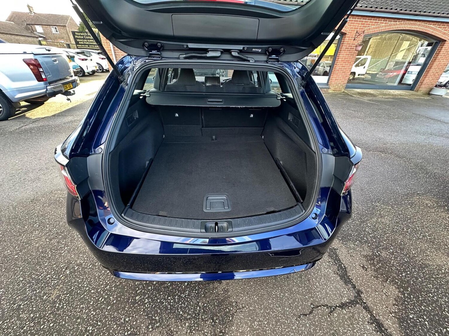 Used Toyota Corolla 2021 for sale - 77154405: Photo 60