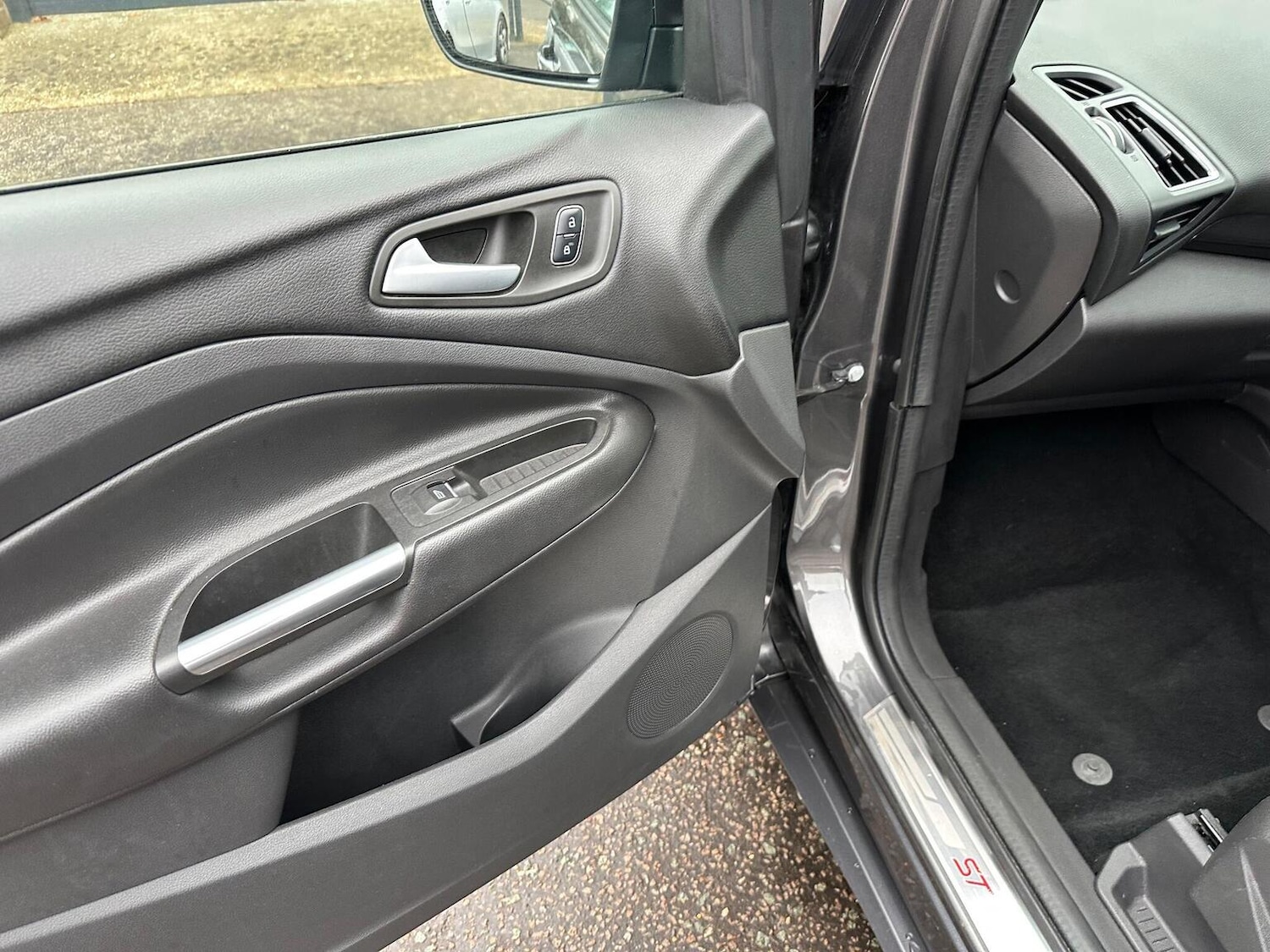 Used Ford Kuga 2017 for sale - 77080793: Photo 18