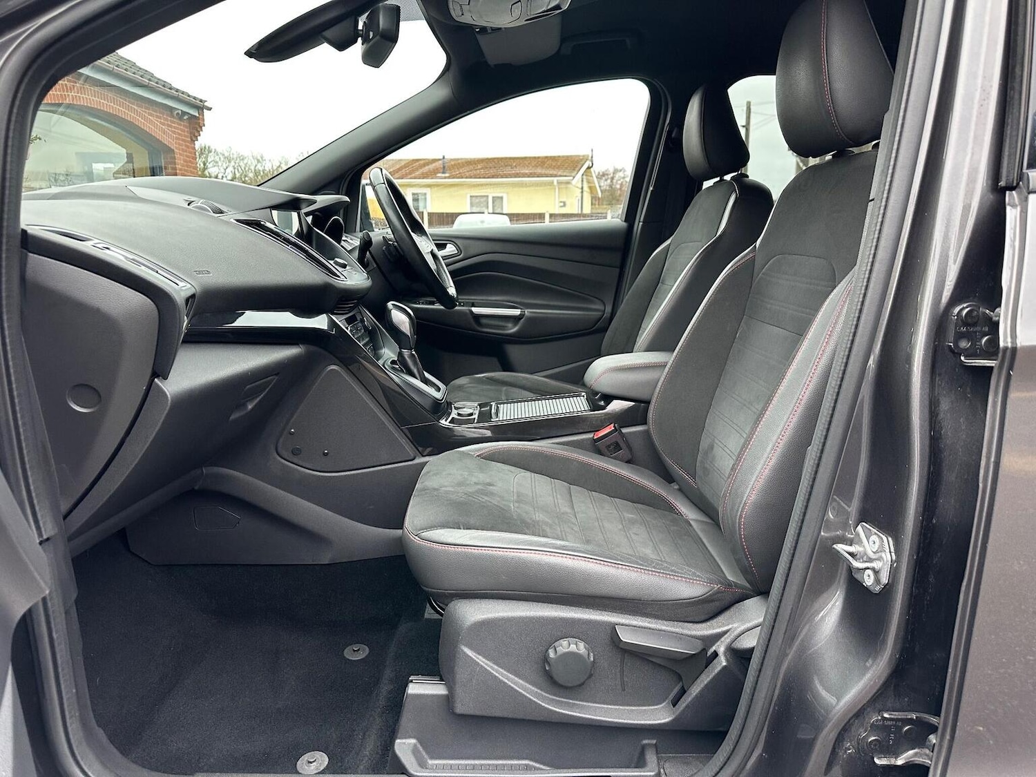 Used Ford Kuga 2017 for sale - 77080793: Photo 19