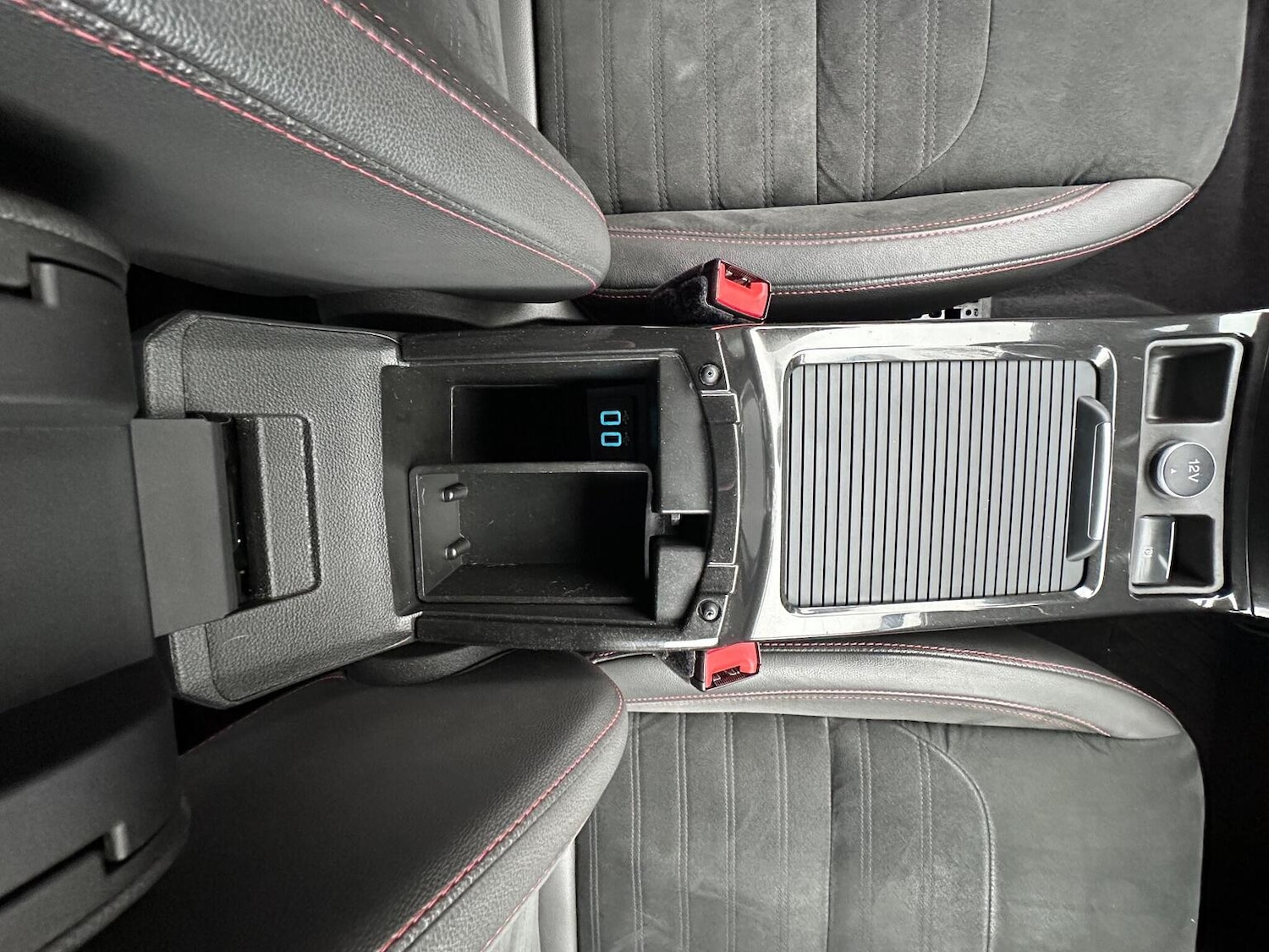 Used Ford Kuga 2017 for sale - 77080793: Photo 25