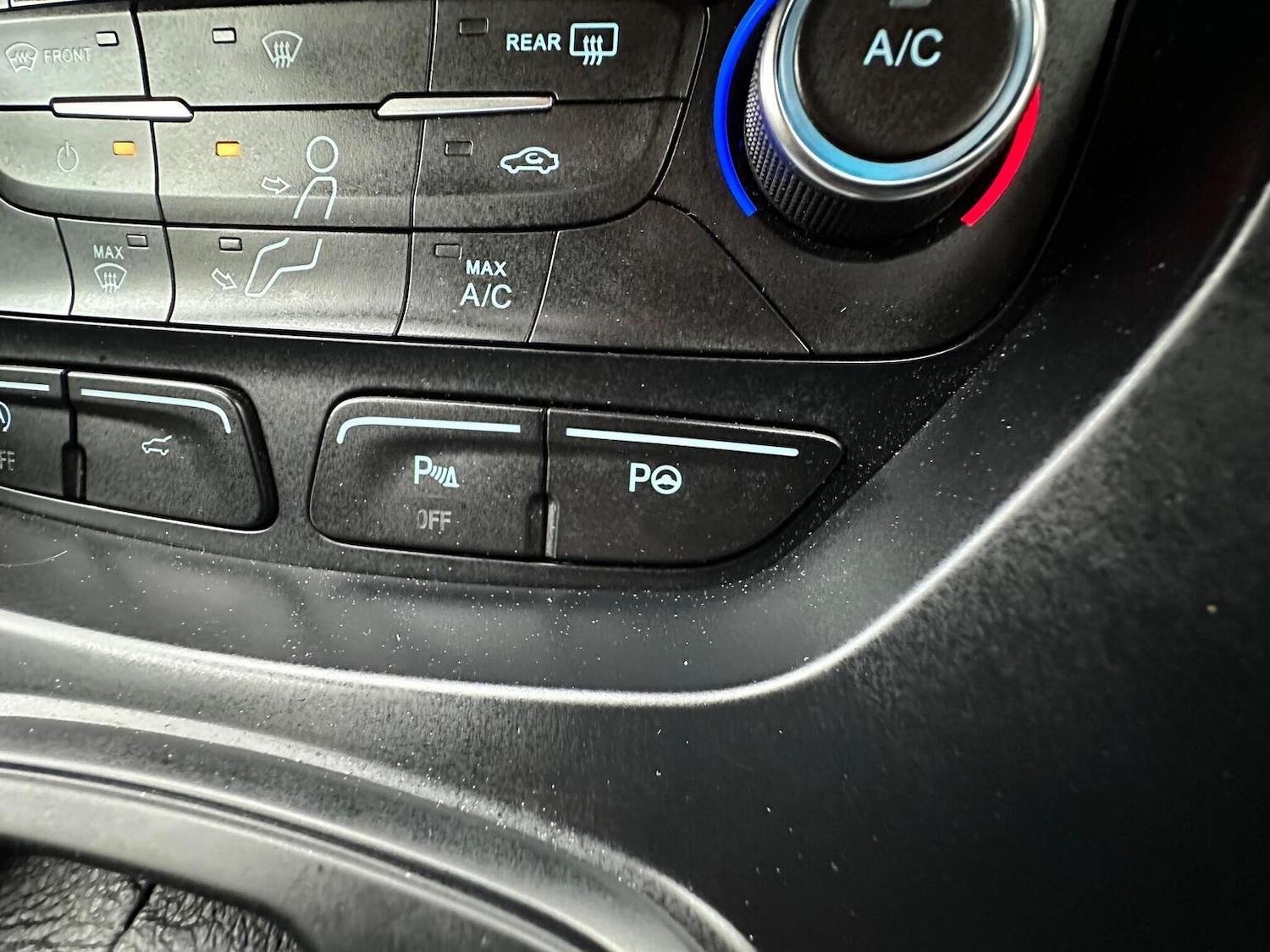 Used Ford Kuga 2017 for sale - 77080793: Photo 42