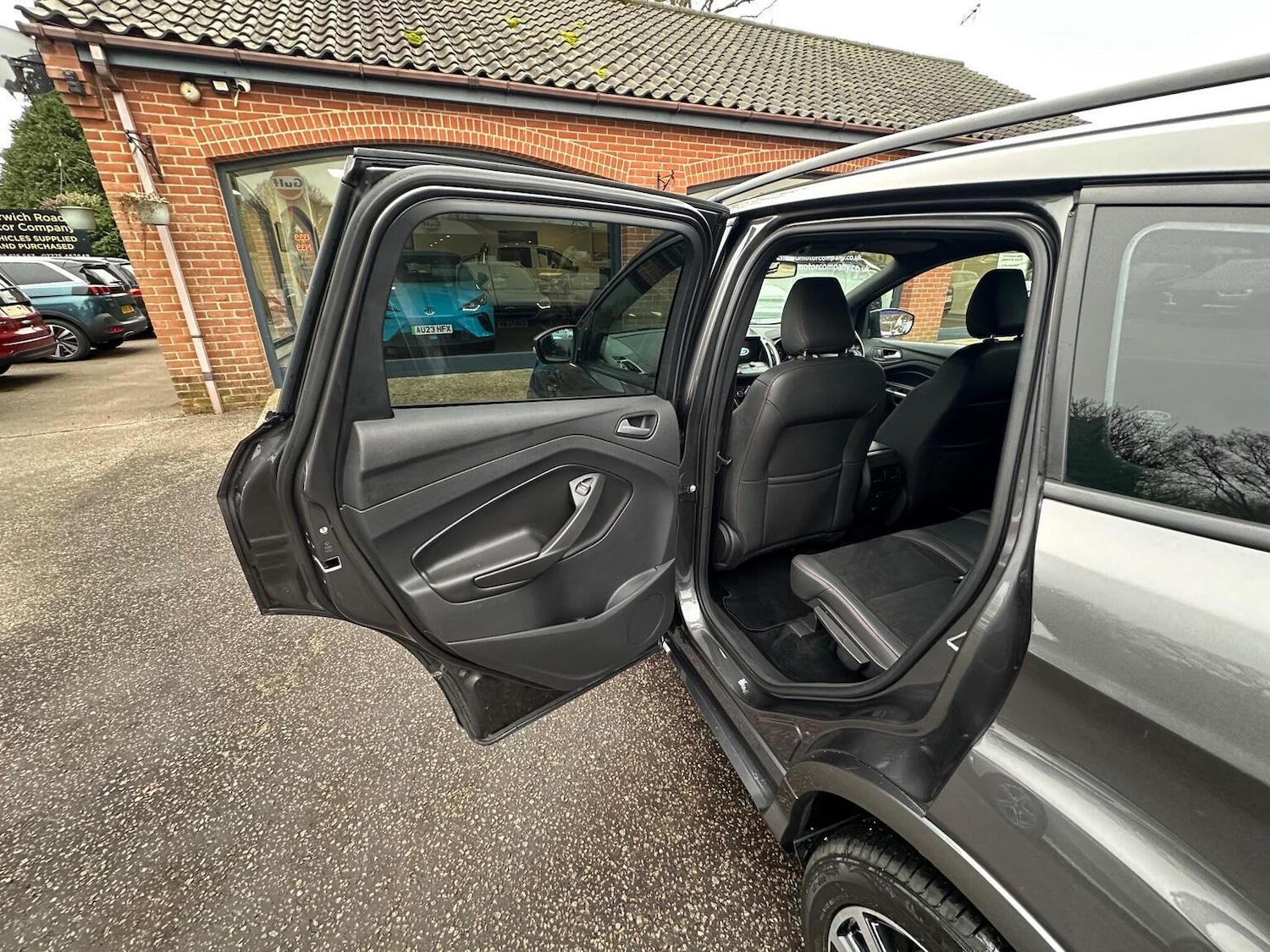 Used Ford Kuga 2017 for sale - 77080793: Photo 51