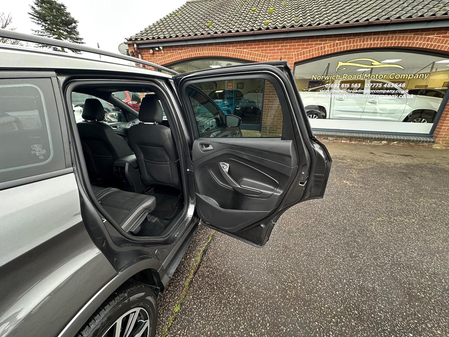 Used Ford Kuga 2017 for sale - 77080793: Photo 60