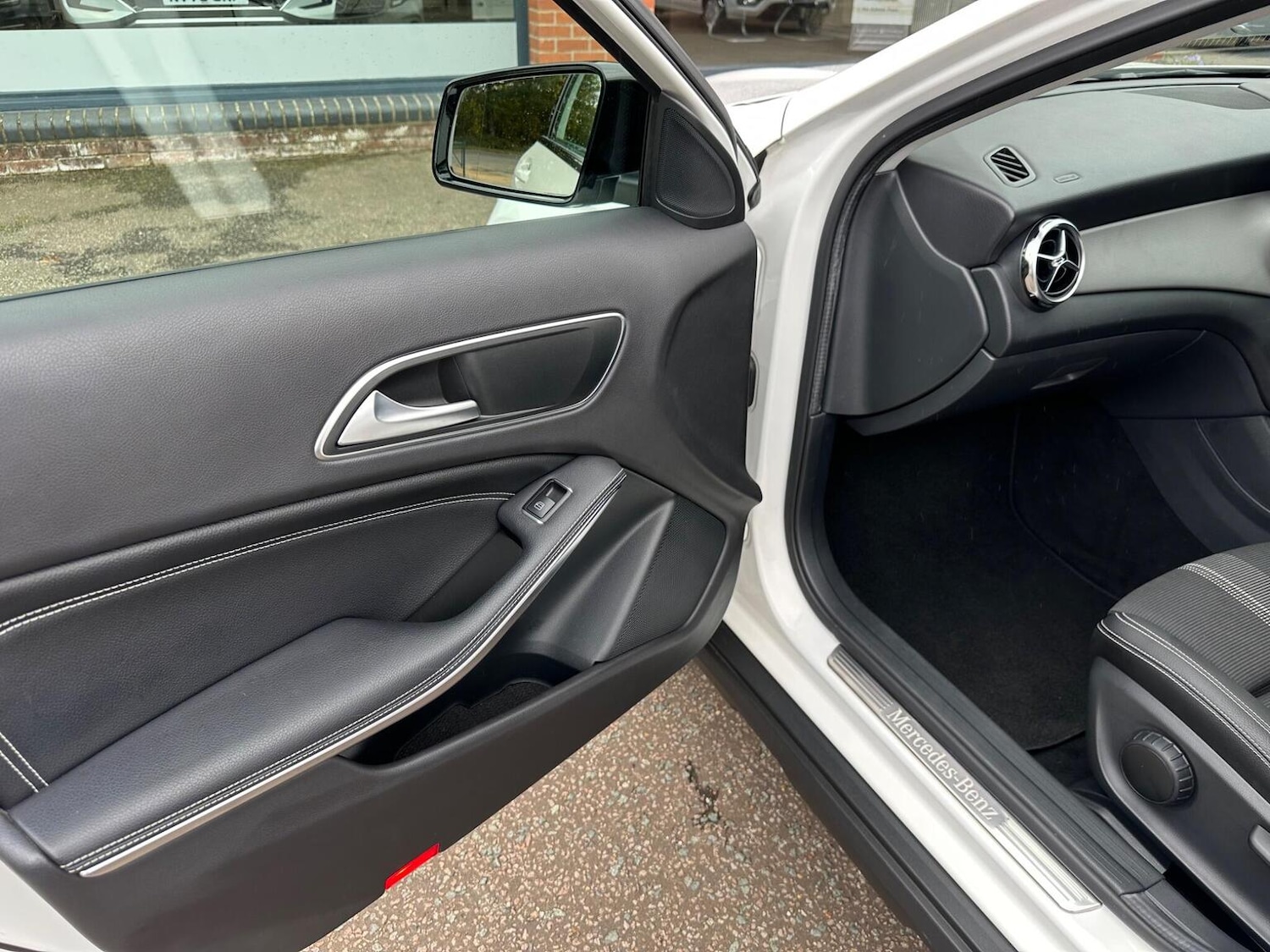 Used Mercedes-Benz GLA 2019 for sale - 76611405: Photo 19