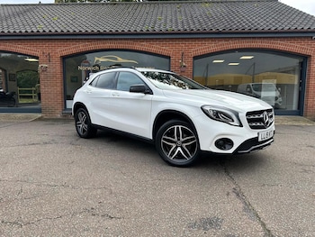 Mercedes-Benz - GLA
