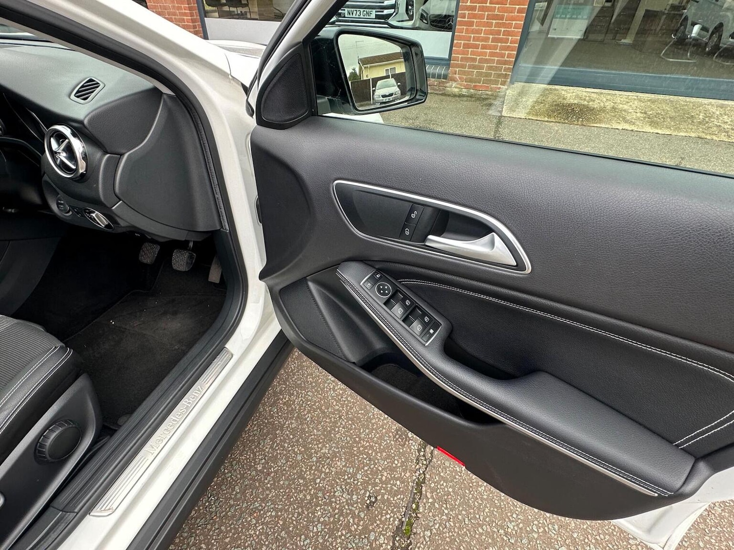 Used Mercedes-Benz GLA 2019 for sale - 76611405: Photo 33