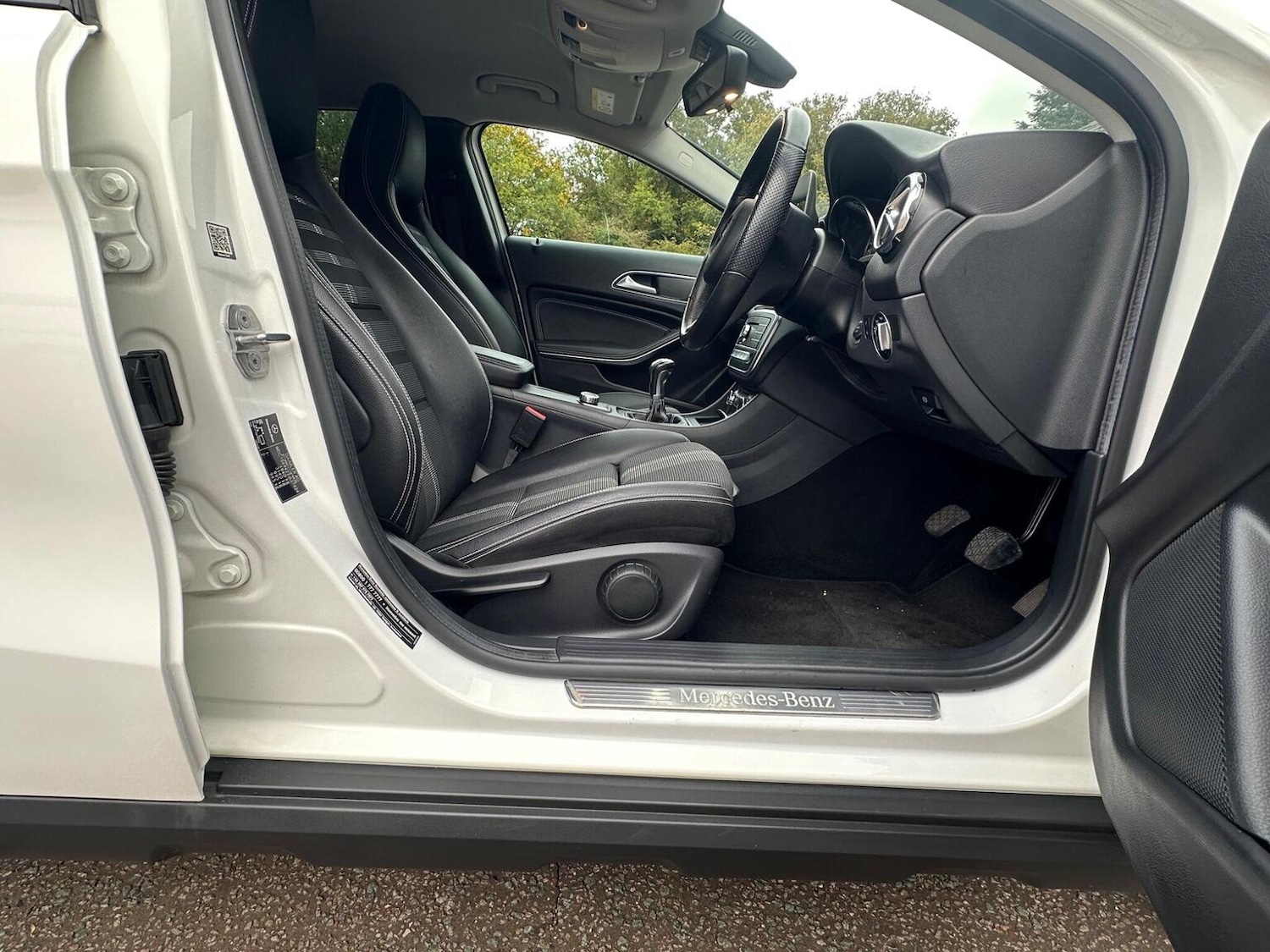 Used Mercedes-Benz GLA 2019 for sale - 76611405: Photo 35