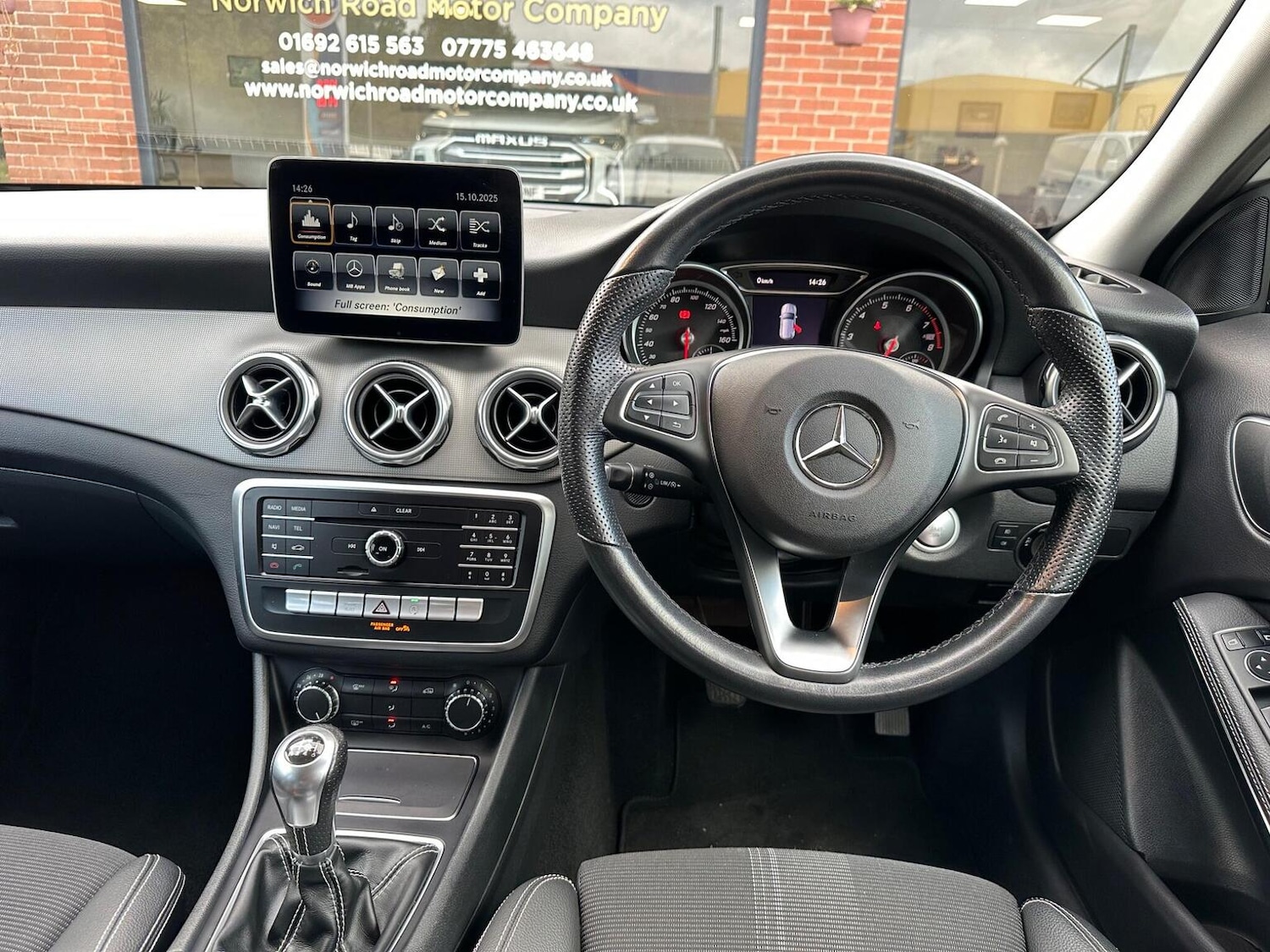 Used Mercedes-Benz GLA 2019 for sale - 76611405: Photo 41