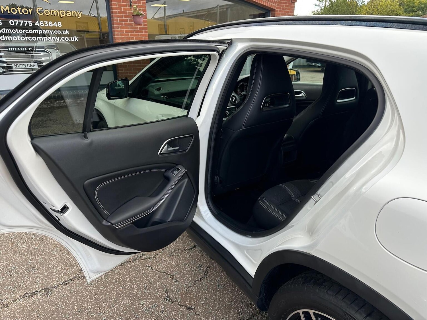 Used Mercedes-Benz GLA 2019 for sale - 76611405: Photo 42