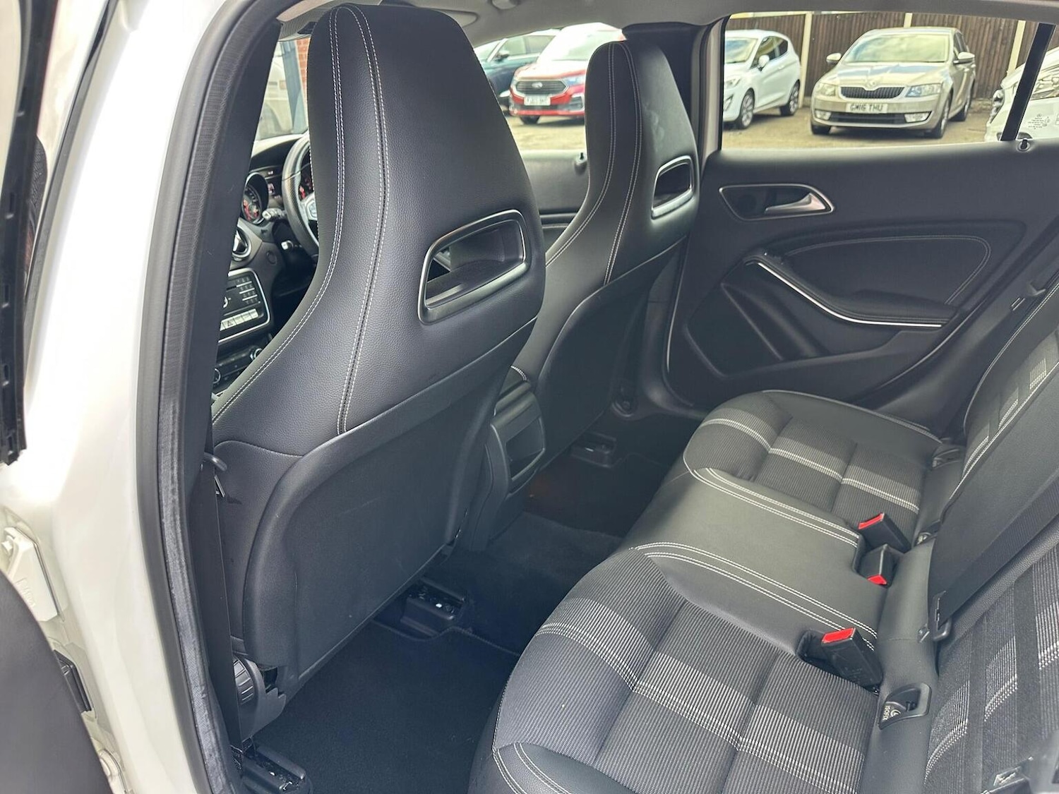 Used Mercedes-Benz GLA 2019 for sale - 76611405: Photo 44