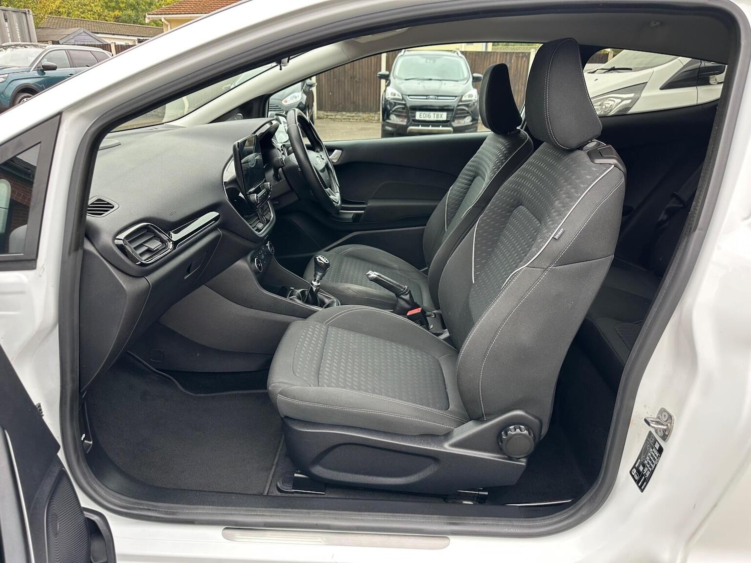 Used Ford Fiesta 2017 for sale - 76510801: Photo 19