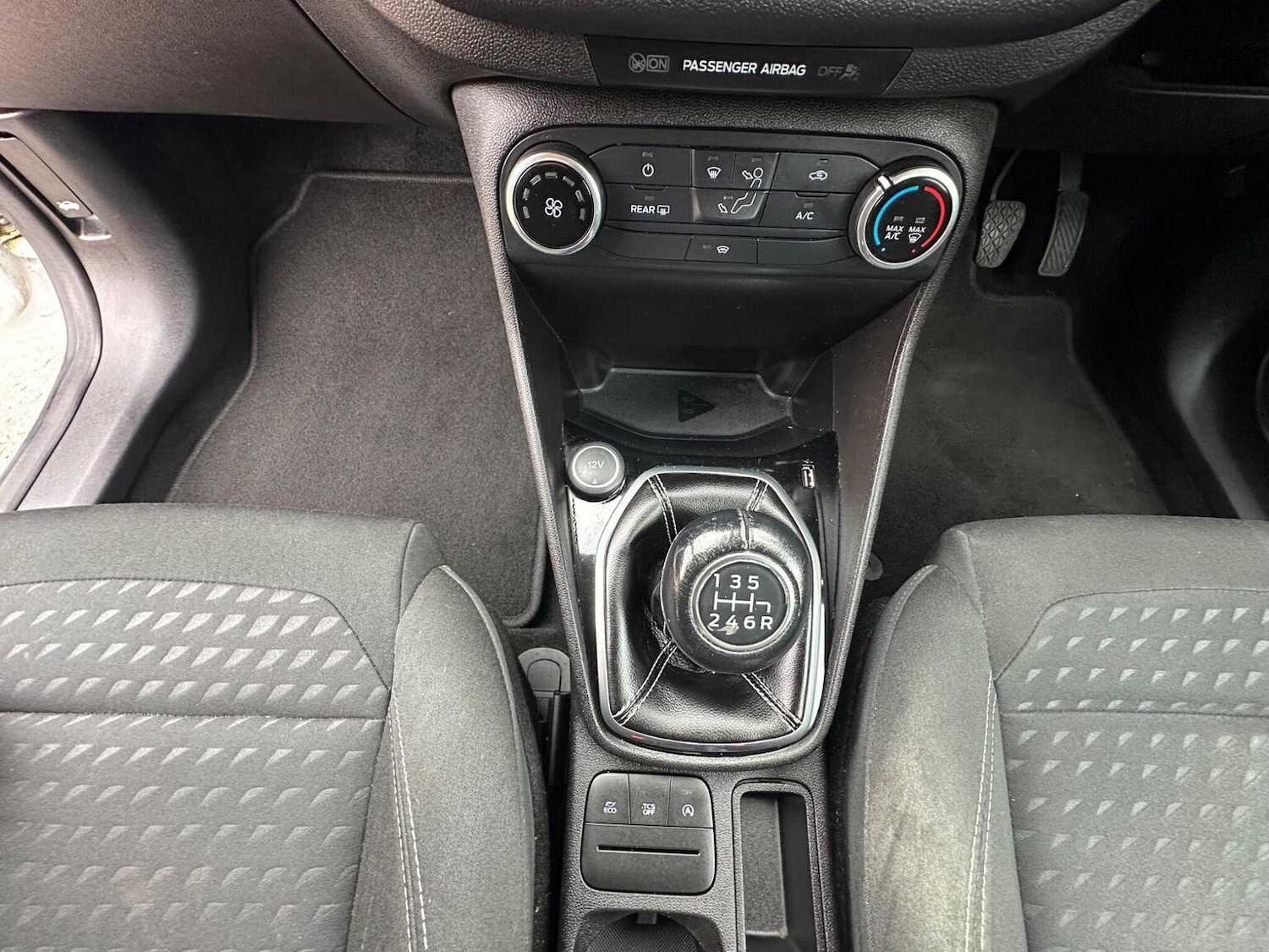 Used Ford Fiesta 2017 for sale - 76510801: Photo 25