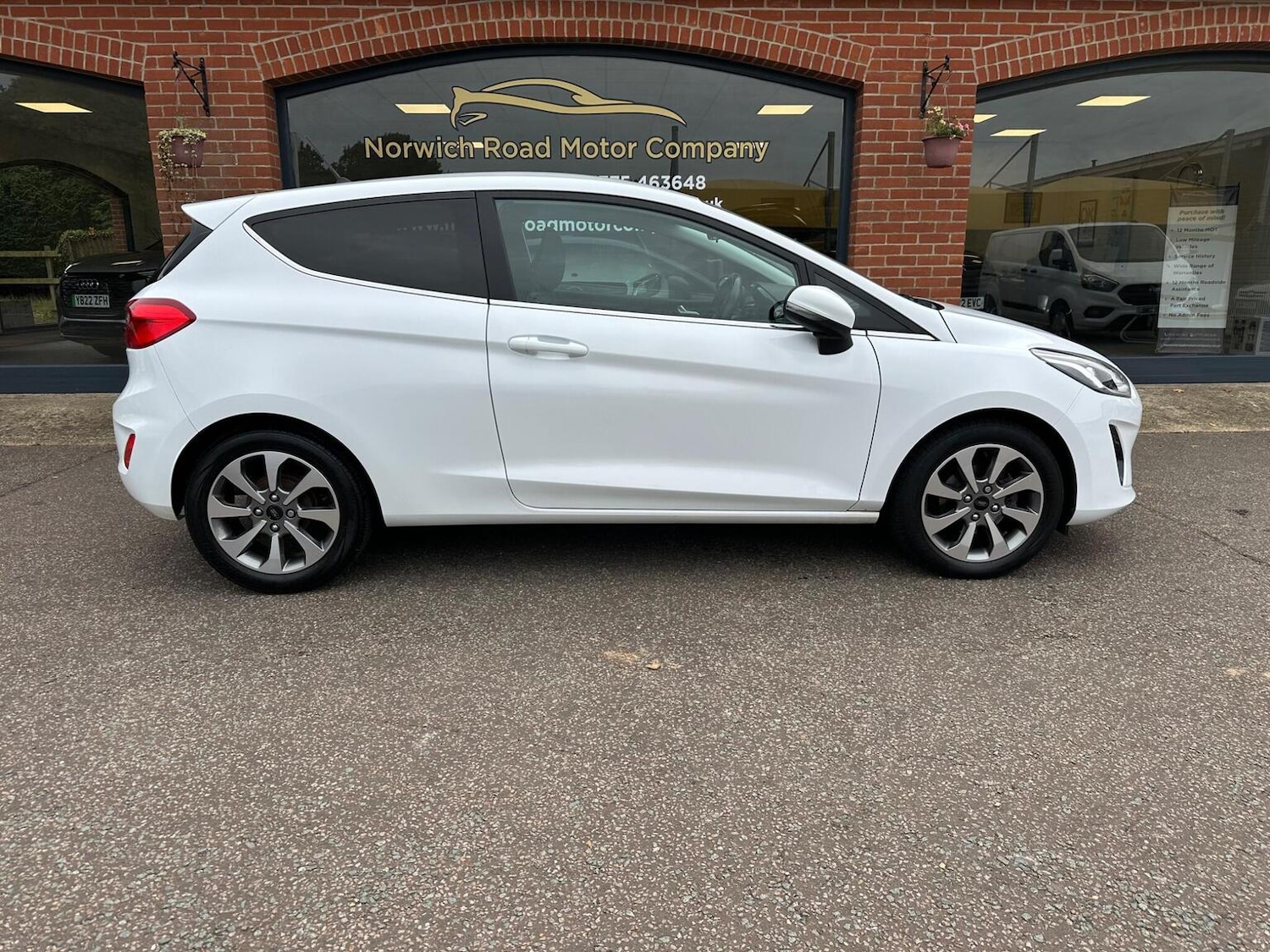Used Ford Fiesta 2017 for sale - 76510801: Photo 7