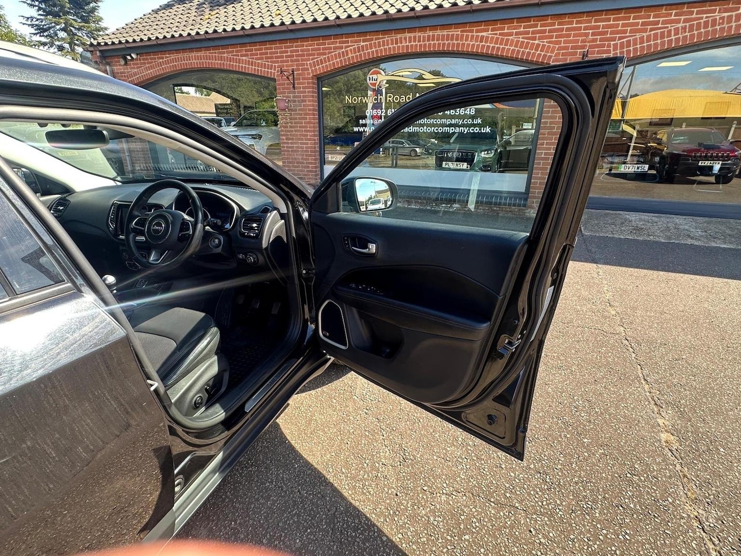 Used Jeep Compass 2020 for sale - 77314027: Photo 31