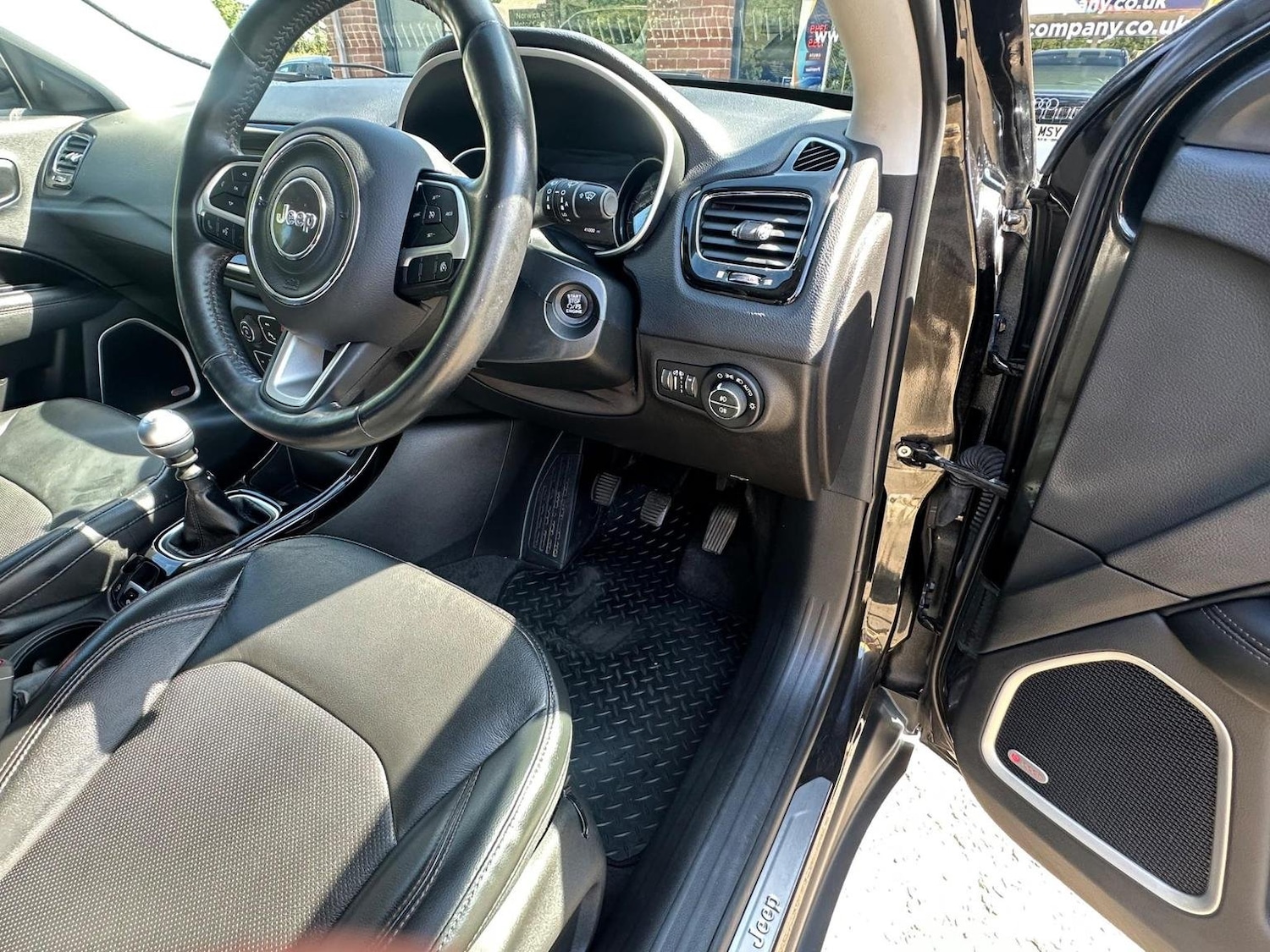 Used Jeep Compass 2020 for sale - 77314027: Photo 35