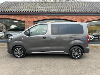 Used Toyota PROACE CITY Verso 2019 for sale - 78698415: Photo