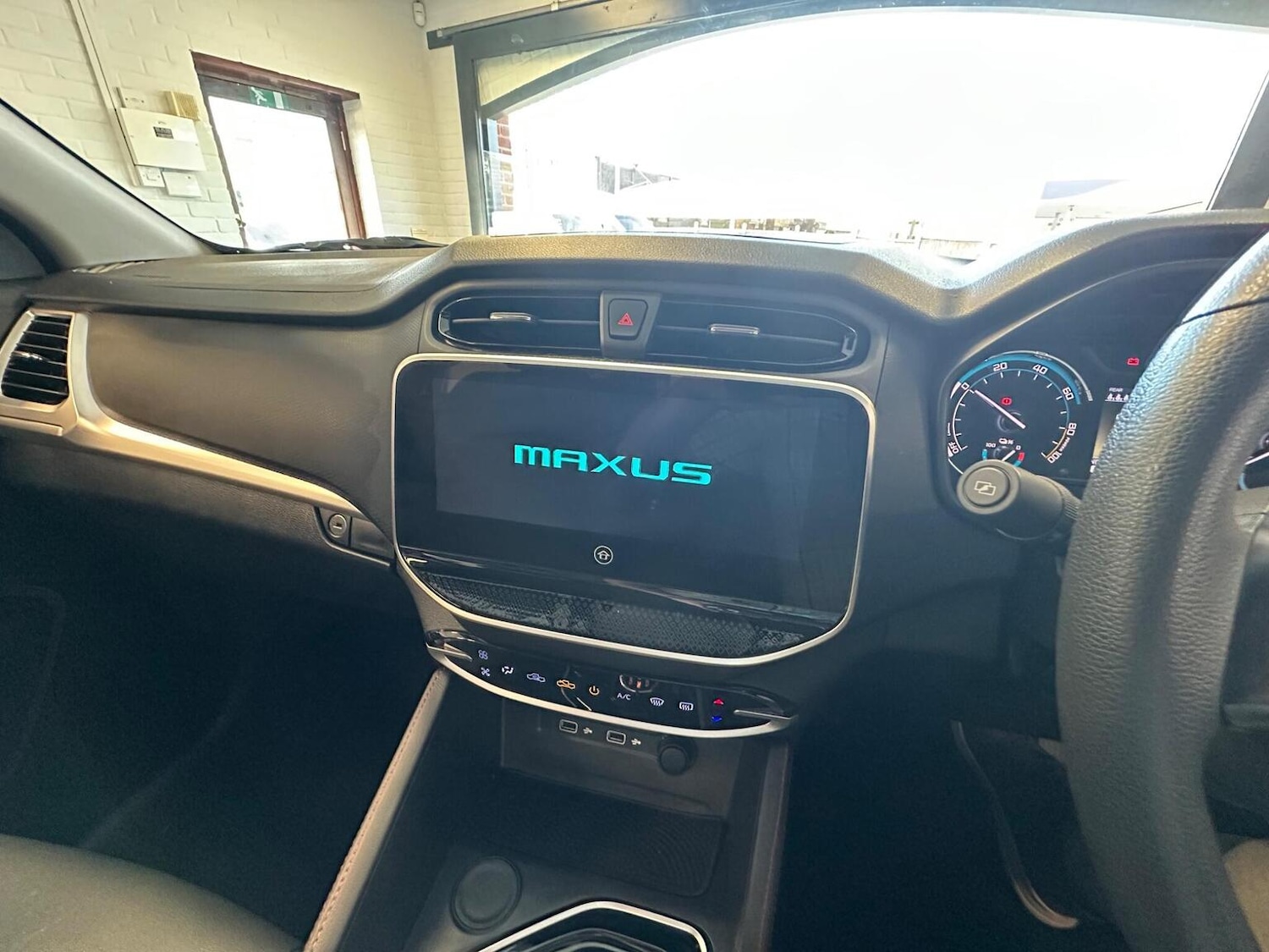 Used Maxus T90EV 2023 for sale - 78070464: Photo 30