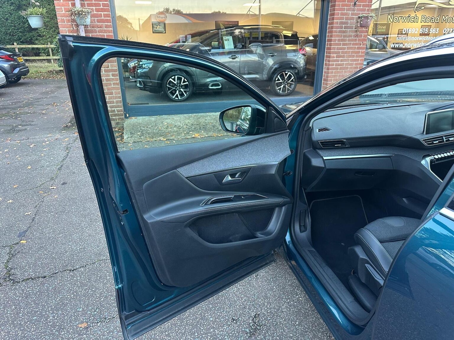 Used Peugeot 5008 2020 for sale - 76510876: Photo 19