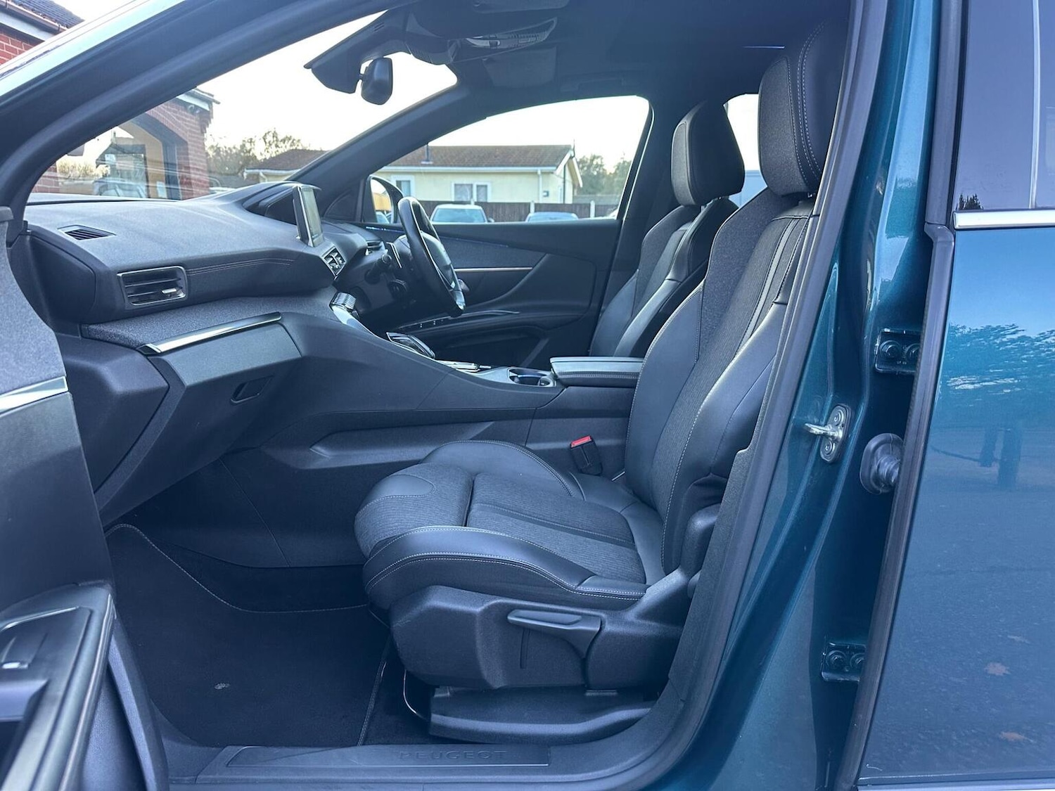 Used Peugeot 5008 2020 for sale - 76510876: Photo 21