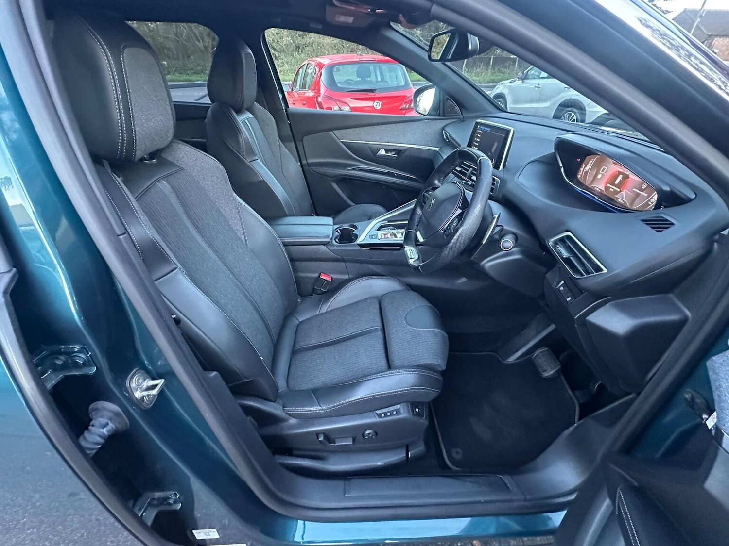 Used Peugeot 5008 2020 for sale - 76510876: Photo 35