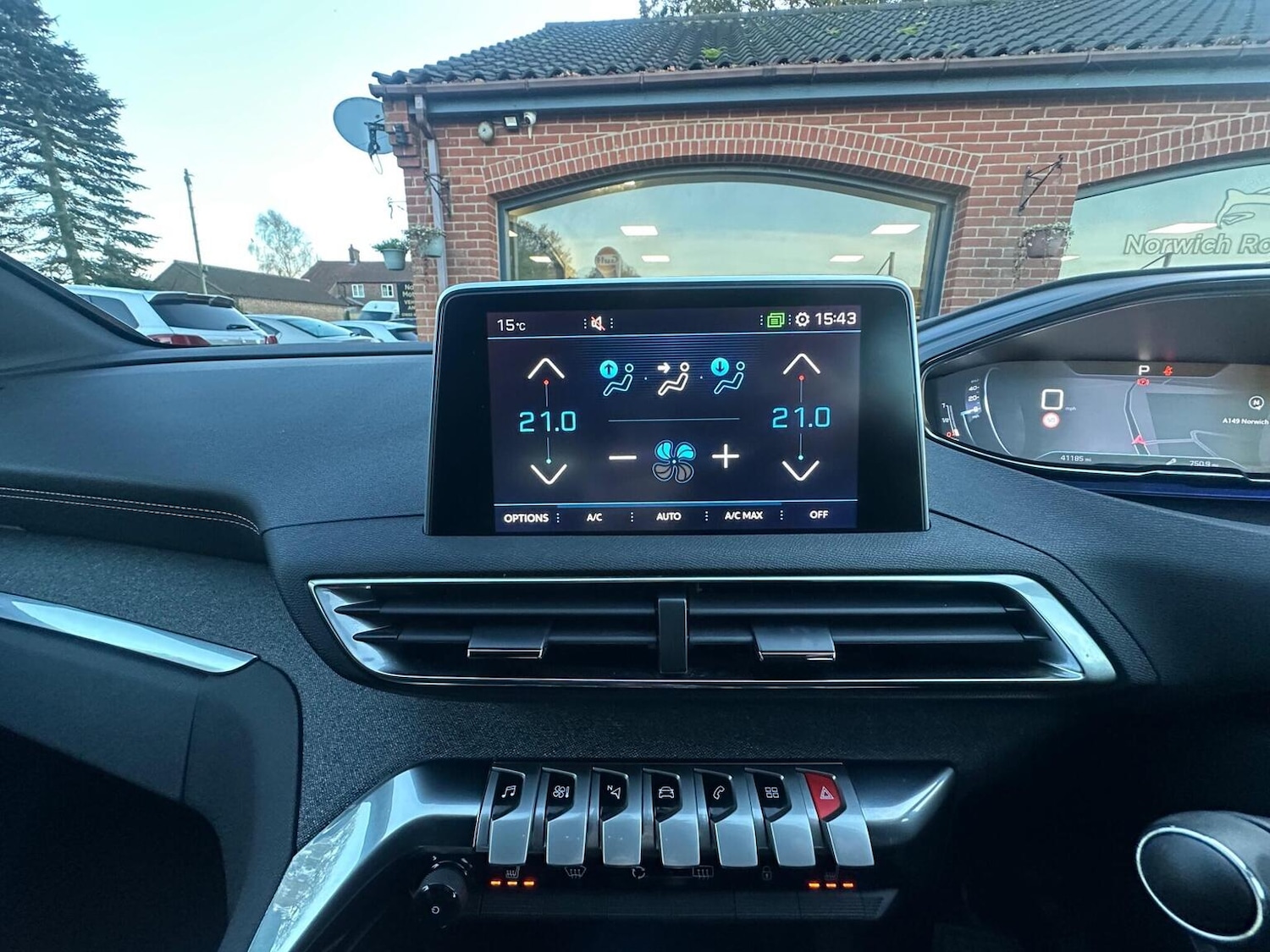 Used Peugeot 5008 2020 for sale - 76510876: Photo 45