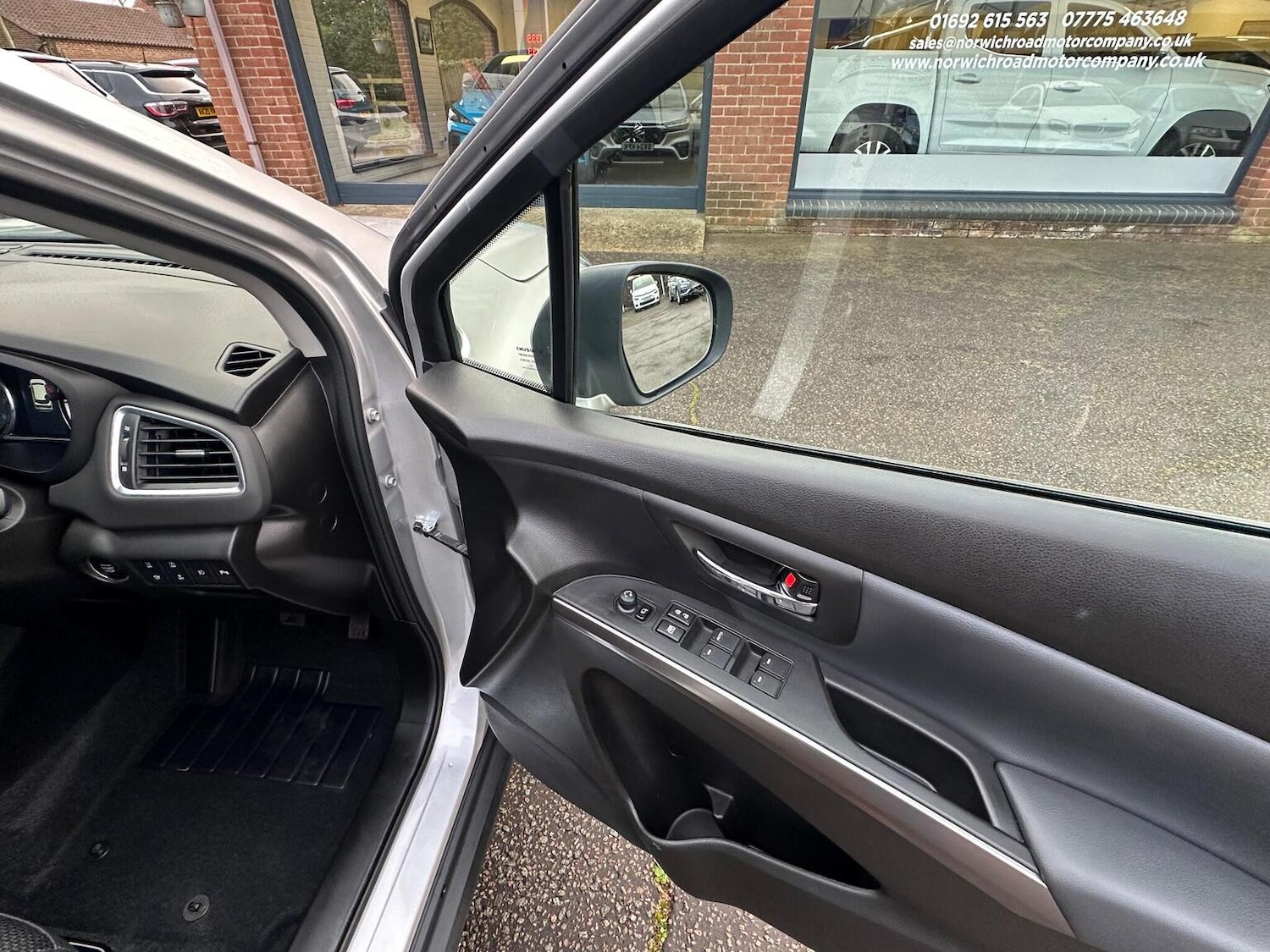 Used Suzuki SX4 S-Cross 2024 for sale - 77056571: Photo 33