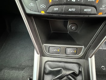 Used Suzuki SX4 S-Cross 2024 for sale - 77056571: Photo