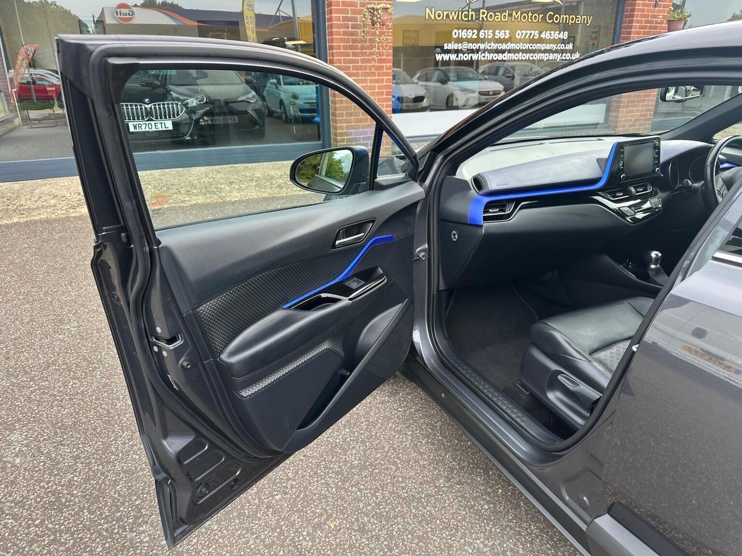 Used Toyota C-HR 2020 for sale - 76794185: Photo 18