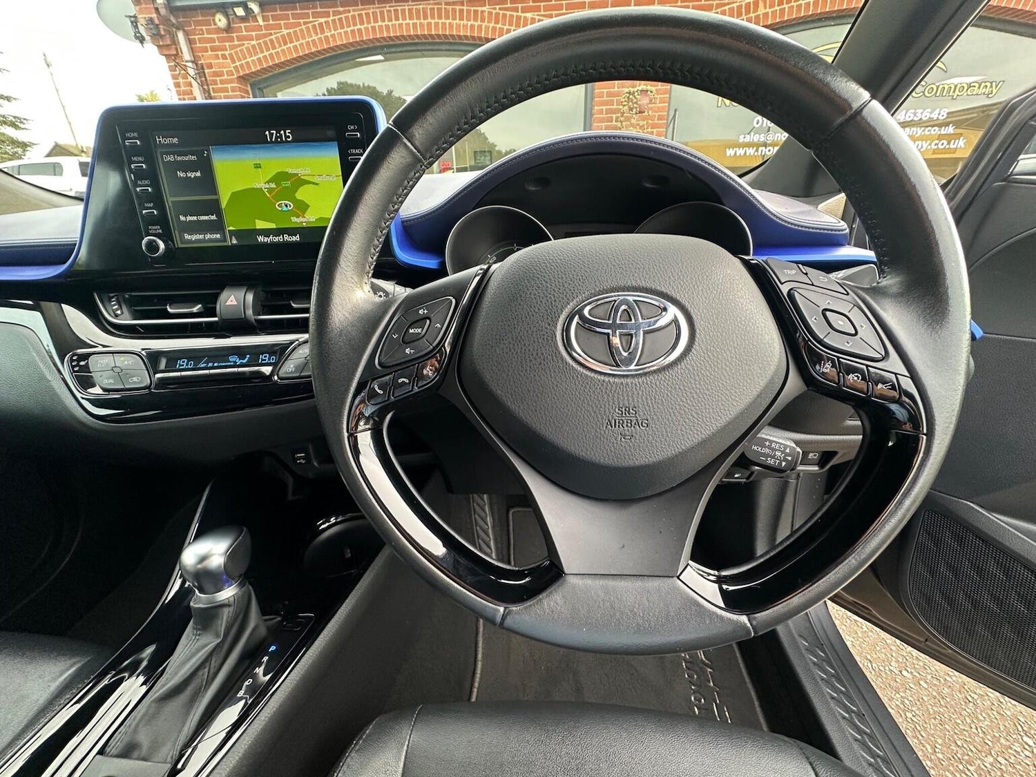 Used Toyota C-HR 2020 for sale - 76794185: Photo 47