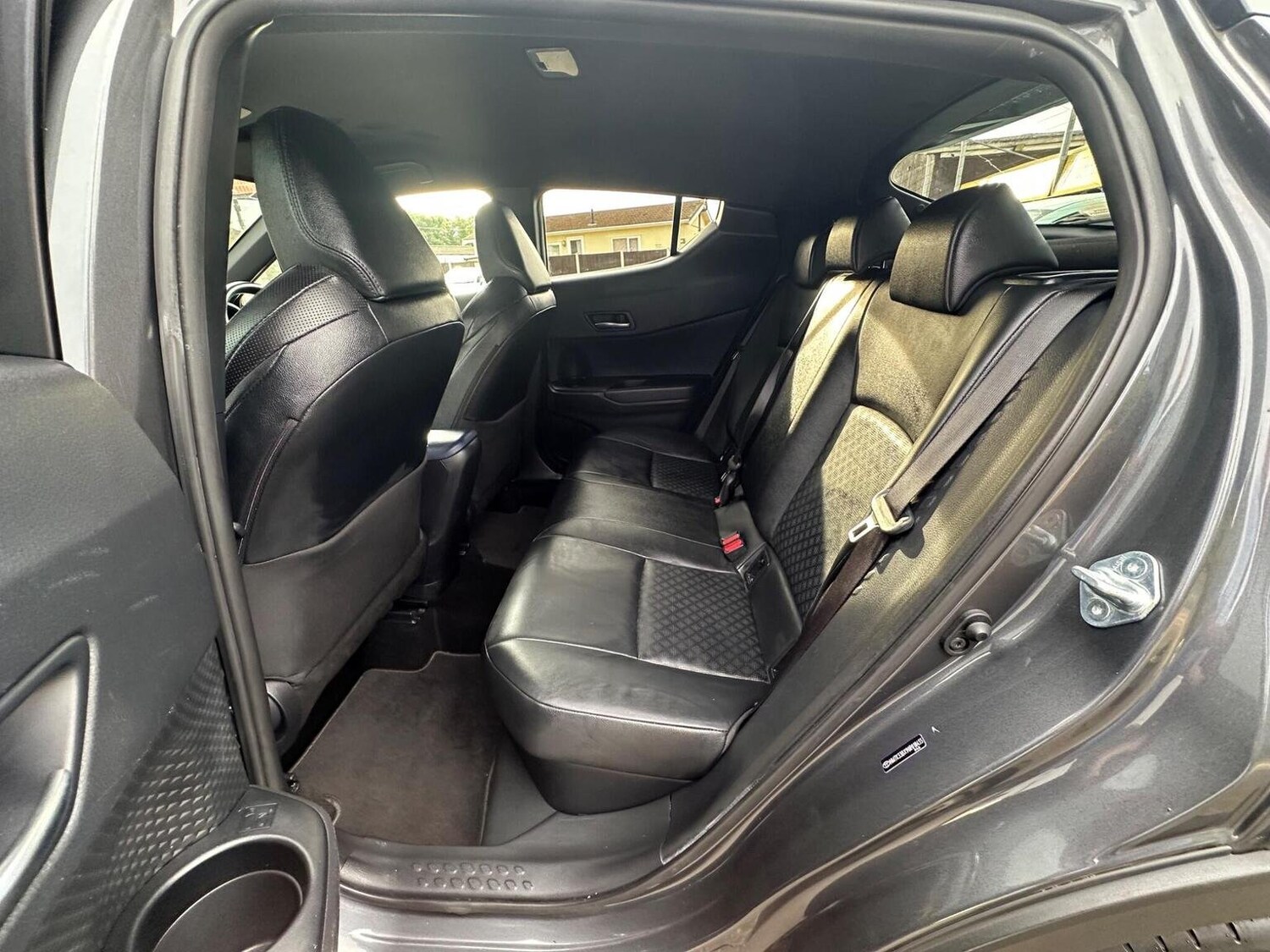 Used Toyota C-HR 2020 for sale - 76794185: Photo 50