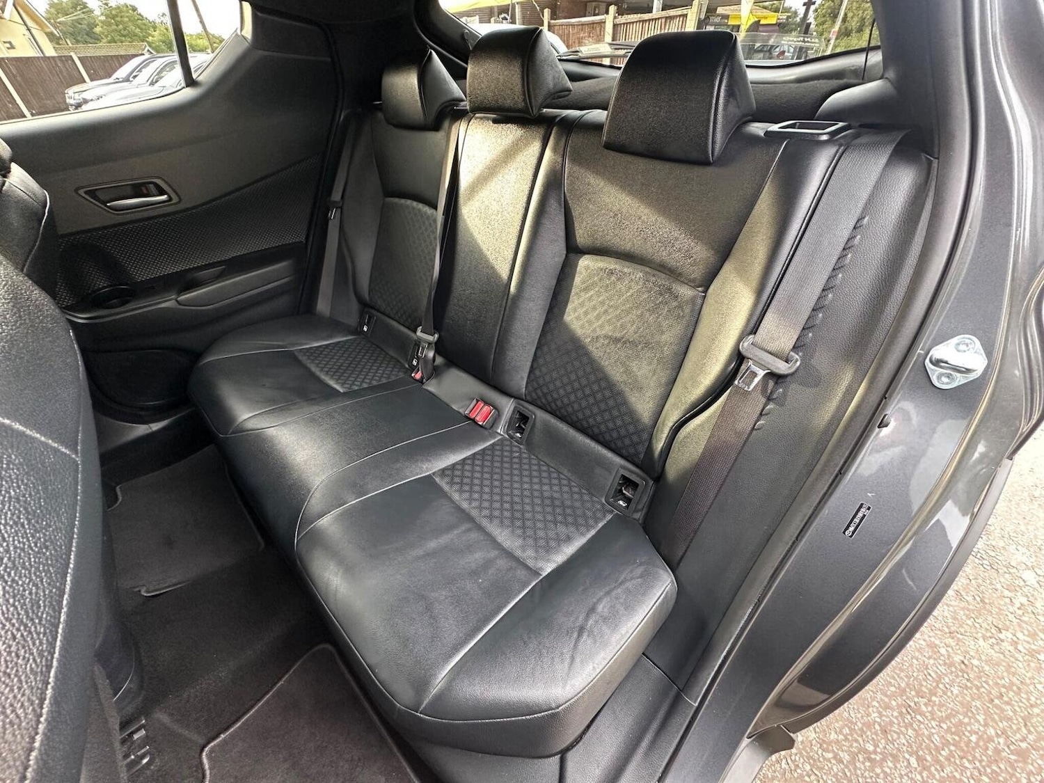 Used Toyota C-HR 2020 for sale - 76794185: Photo 52