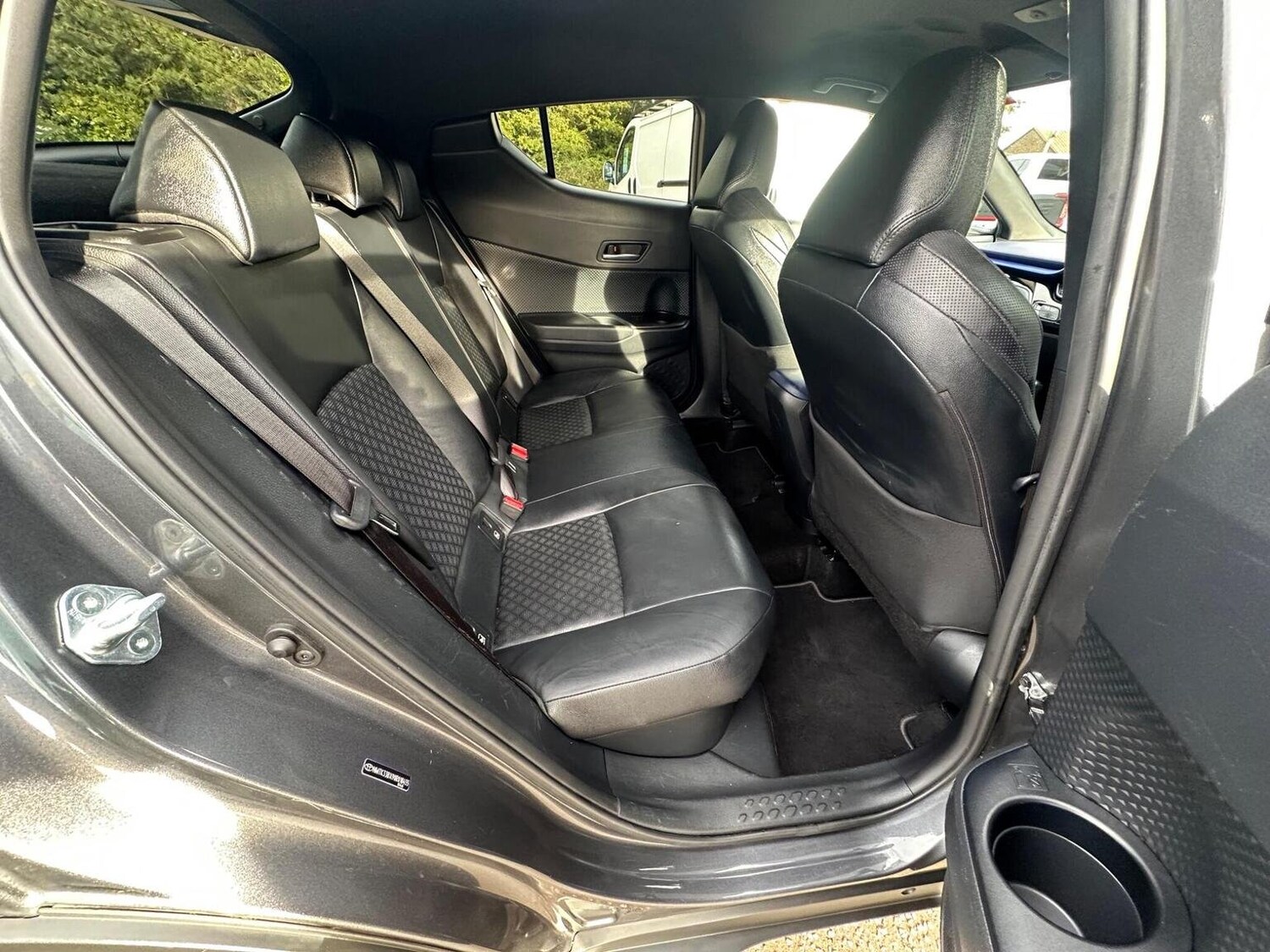 Used Toyota C-HR 2020 for sale - 76794185: Photo 56