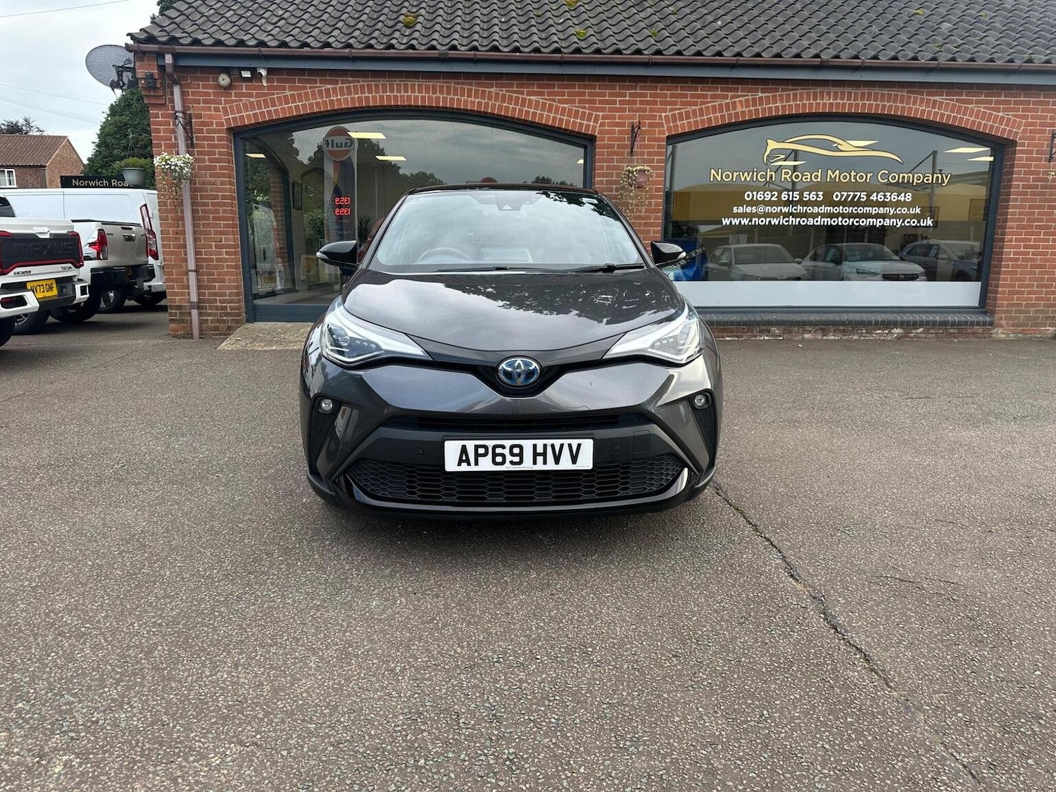 Used Toyota C-HR 2020 for sale - 76794185: Photo 9