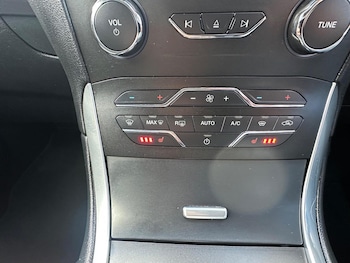 Used Ford Galaxy 2019 for sale - 76510894: Photo