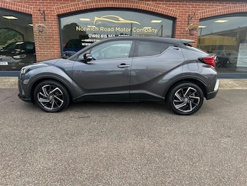 Used Toyota C-HR 2020 for sale - 76510978: Photo