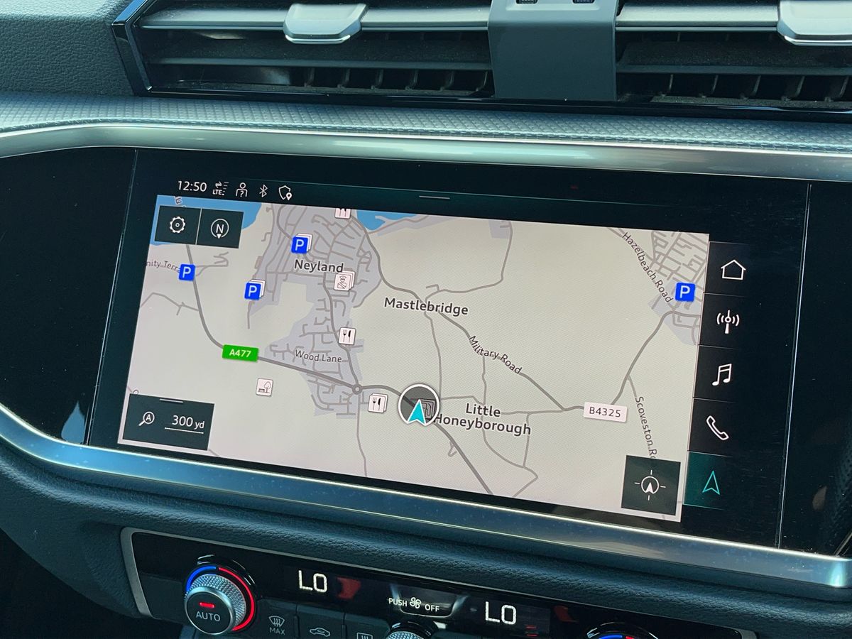 Used Audi Q3 2021 for sale - 76674535: Photo 10