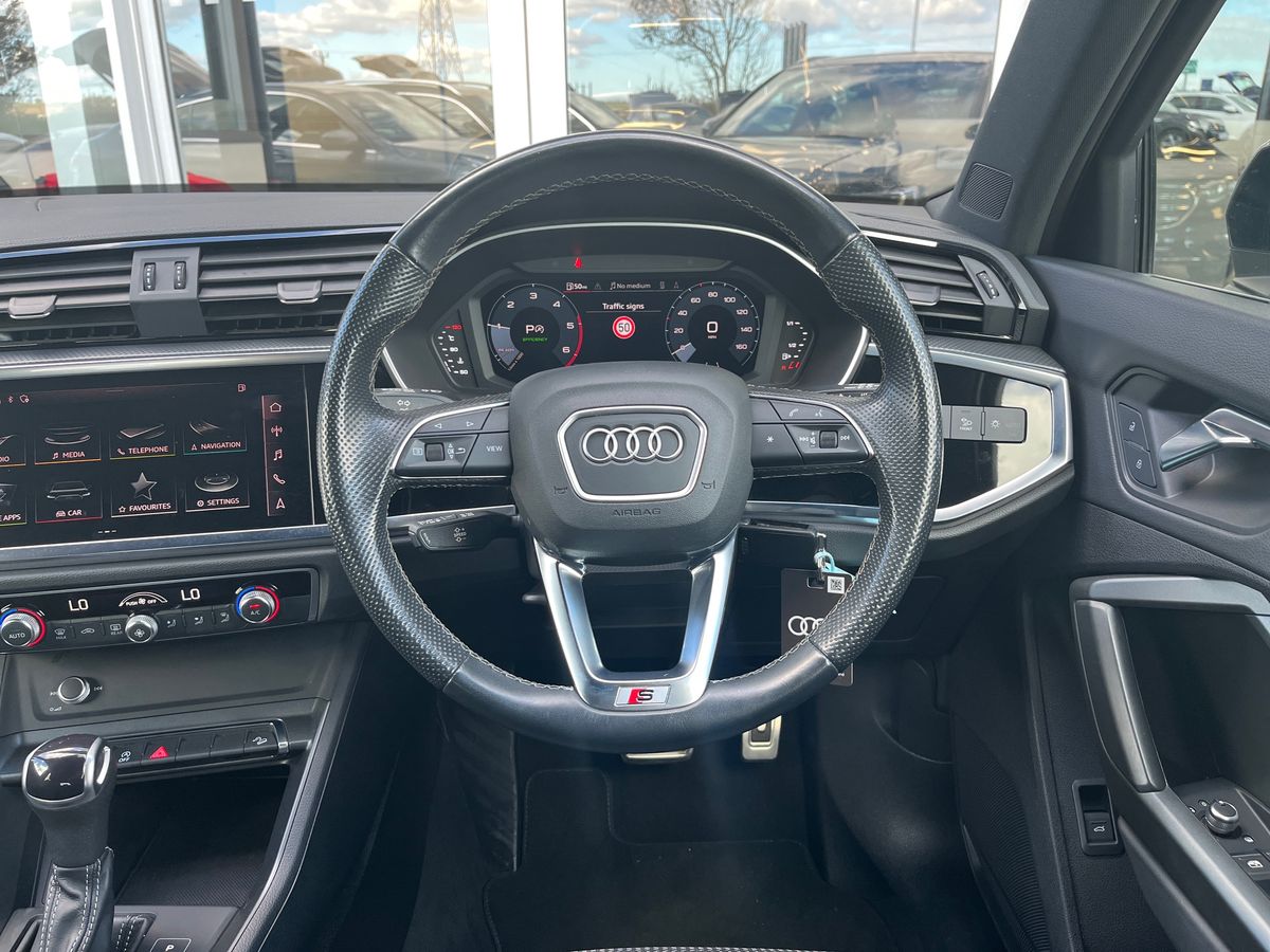 Used Audi Q3 2021 for sale - 76674535: Photo 14