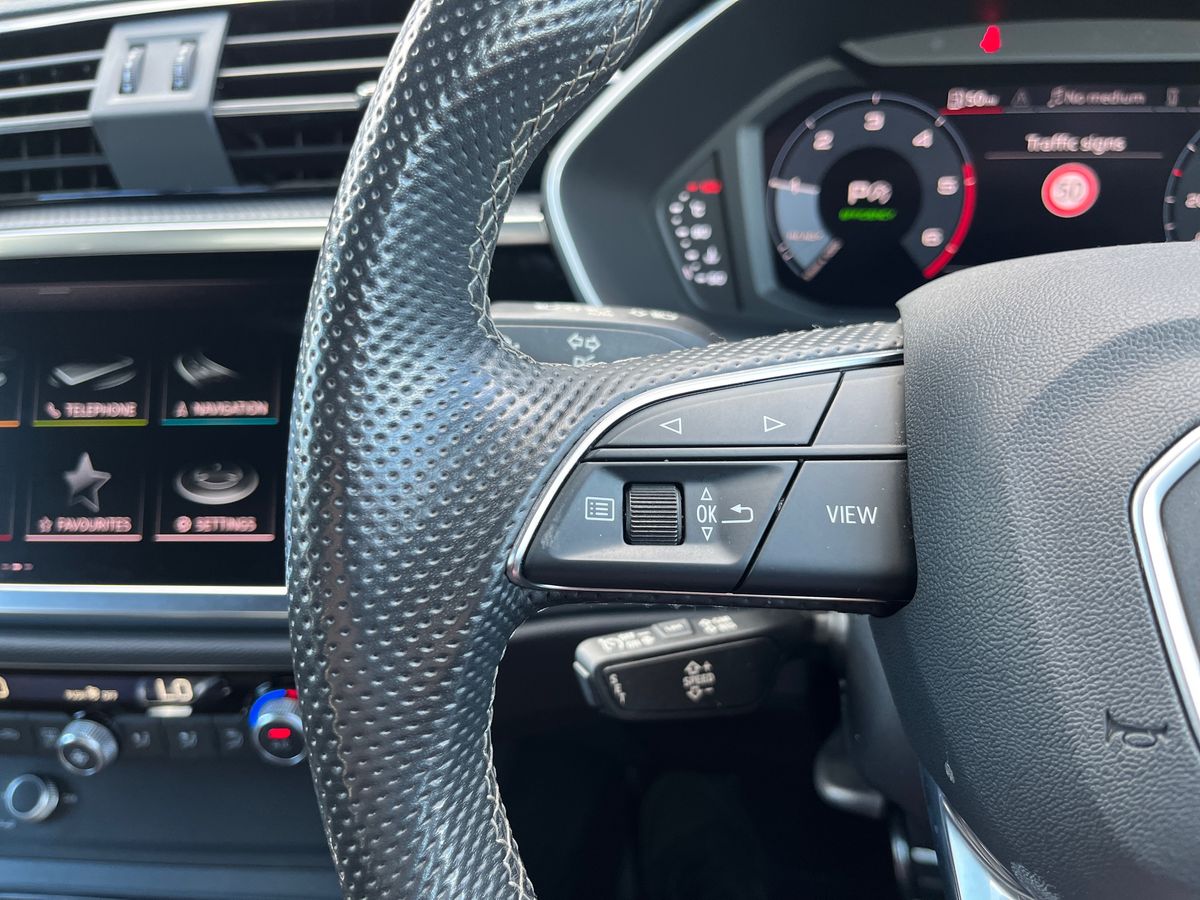 Used Audi Q3 2021 for sale - 76674535: Photo 15