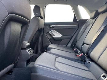 Used Audi Q3 2020 for sale - 77060589: Photo