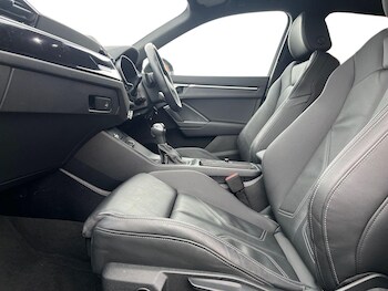 Used Audi Q3 2023 for sale - 77660008: Photo