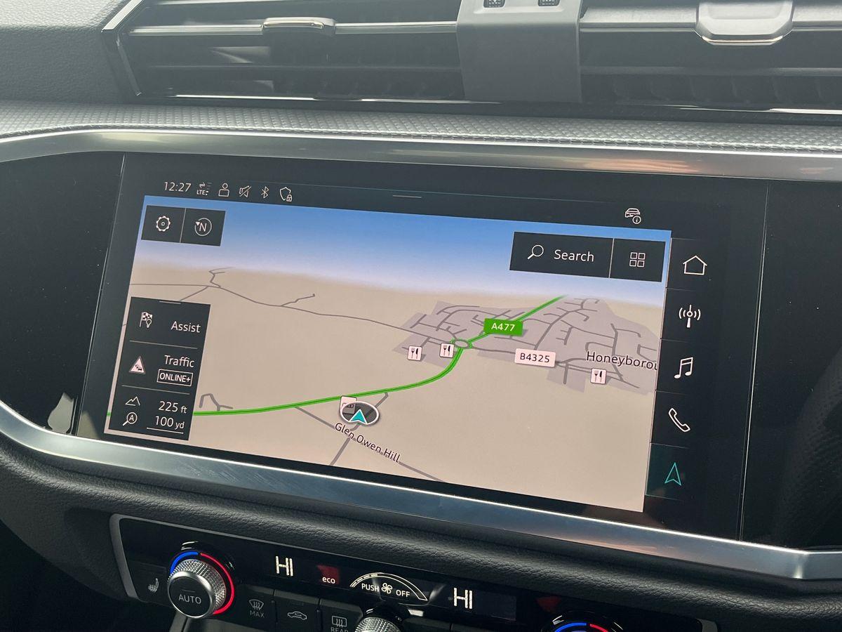 Used Audi Q3 2024 for sale - 76942856: Photo 10