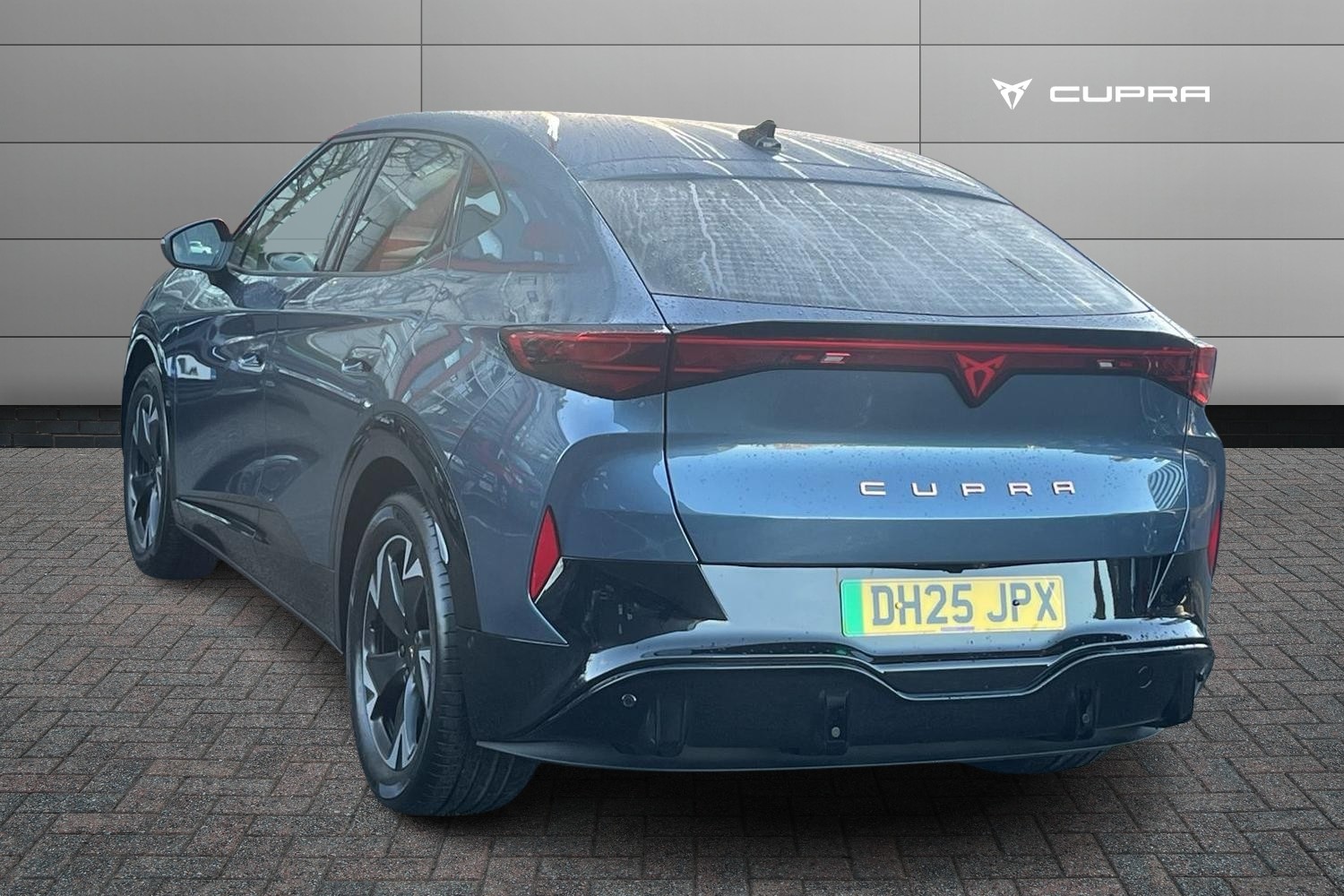 Used Cupra Tavascan 2025 for sale - 78175565: Photo 3