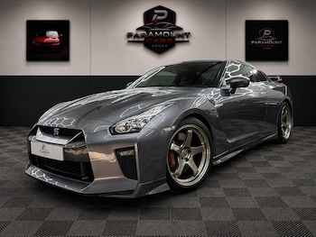 Used Nissan GT-R 2018 for sale - 79236764: Photo