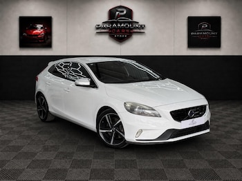 Used Volvo V40 2014 for sale - 79464689: Photo