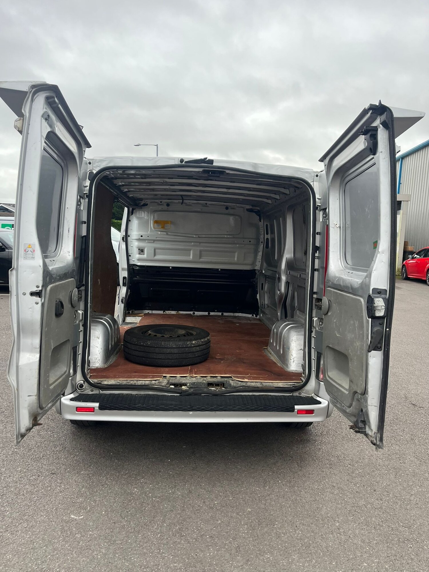 Used Vauxhall Vivaro 2013 for sale - 77679309: Photo 14