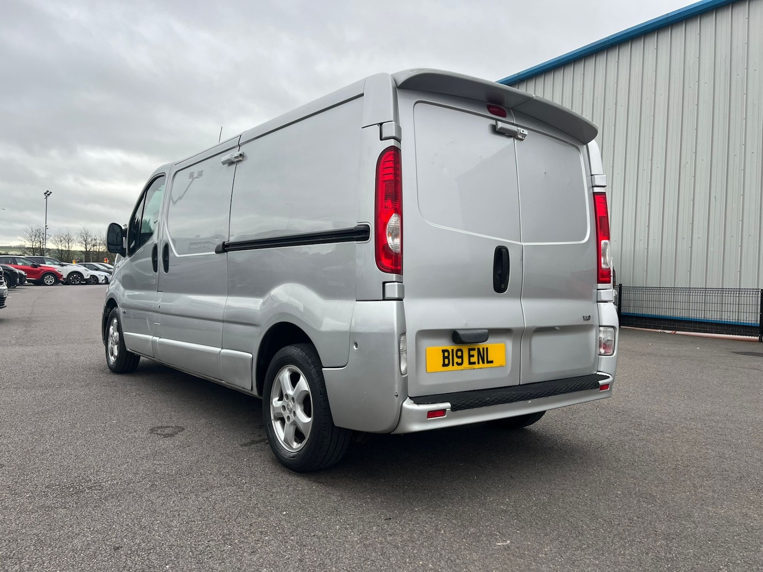 Used Vauxhall Vivaro 2013 for sale - 77679309: Photo 2