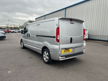 Used Vauxhall Vivaro 2013 for sale - 77679309: Photo
